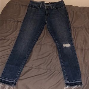 Levi’s skinny jeans